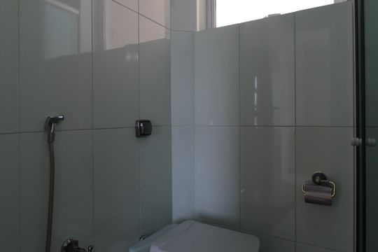 Banheiro Social 1 de casa de condomínio à venda com 3 quartos, 197m² em Vila Cloris, Belo Horizonte