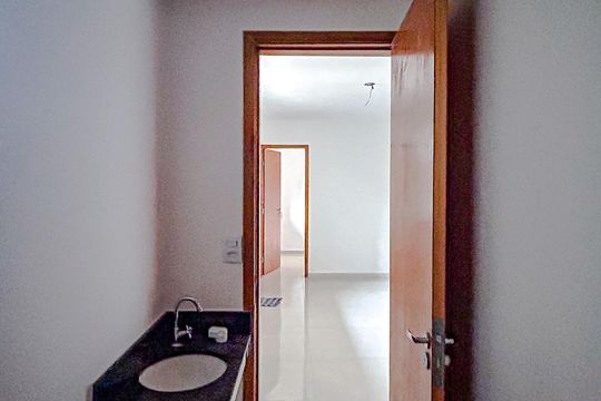 Banheiro de apartamento para alugar com 2 quartos, 40m² em Vila Carrão, São Paulo