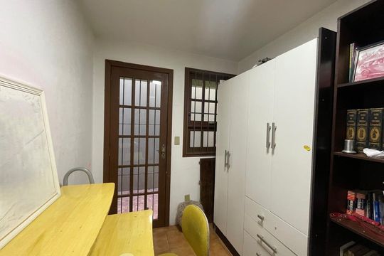Casa à venda com 5 quartos, 250m² em Jardim Mauá, Novo Hamburgo