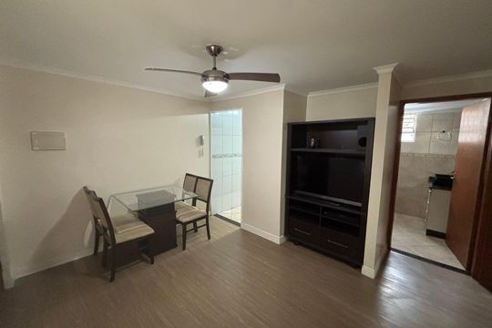 Sala de apartamento à venda com 2 quartos, 45m² em Conjunto Habitacional Padre José de Anchieta, São Paulo