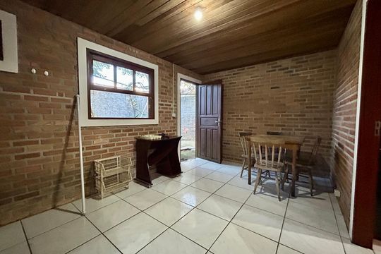 Sala de apartamento para alugar com 2 quartos, 36m² em São João do Rio Vermelho, Florianópolis