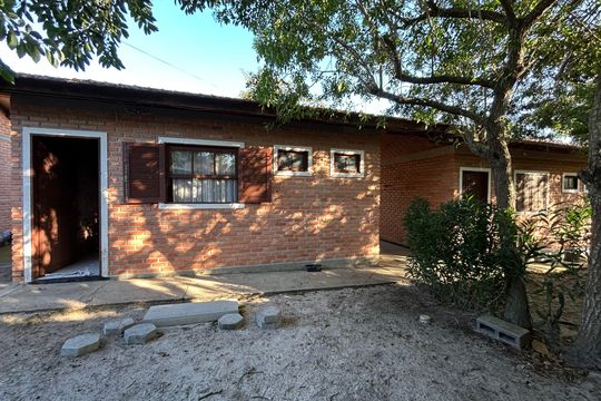 Varanda de apartamento para alugar com 2 quartos, 36m² em São João do Rio Vermelho, Florianópolis
