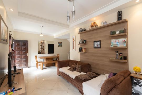 Sala  de casa de condomínio para alugar com 3 quartos, 120m² em Vila Santos, São Paulo