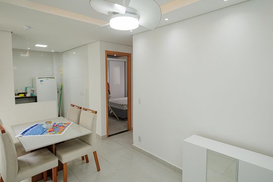 Sala de apartamento à venda com 2 quartos, 43m² em Campo Grande, Rio de Janeiro