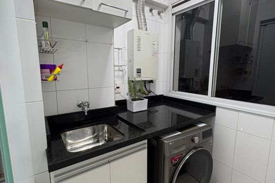 Área de serviço de apartamento para alugar com 3 quartos, 90m² em Santa Teresinha, São Paulo