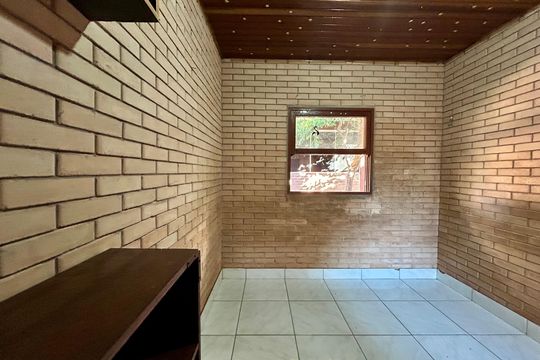 Quarto 2 de apartamento para alugar com 2 quartos, 36m² em São João do Rio Vermelho, Florianópolis
