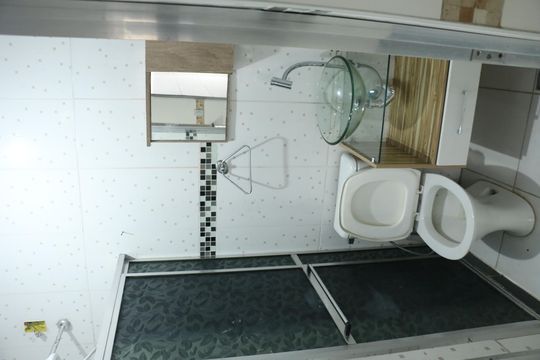 Banheiro de casa para alugar com 2 quartos, 104m² em Jardim Iguaçu, Nova Iguaçu