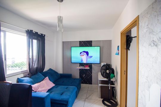 Sala de apartamento à venda com 2 quartos, 48m² em Qnn 11, Brasília