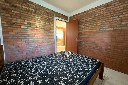 Quarto 1 de apartamento para alugar com 2 quartos, 36m² em São João do Rio Vermelho, Florianópolis