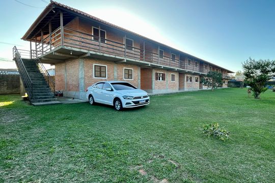 Garagem de apartamento para alugar com 2 quartos, 36m² em São João do Rio Vermelho, Florianópolis