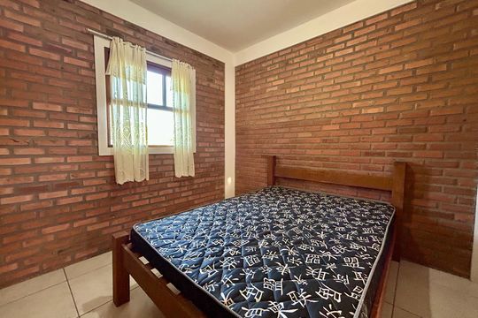 Quarto 2 de apartamento para alugar com 2 quartos, 36m² em São João do Rio Vermelho, Florianópolis