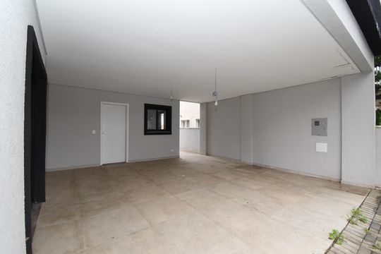 Garagem de casa de condomínio à venda com 3 quartos, 211m² em Santa Felicidade, Curitiba