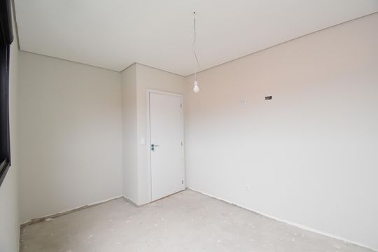 Quarto 3 de casa de condomínio à venda com 3 quartos, 211m² em Santa Felicidade, Curitiba
