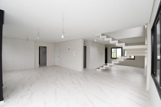 Casa de Condomínio à venda com 3 quartos, 211m² em Santa Felicidade, Curitiba