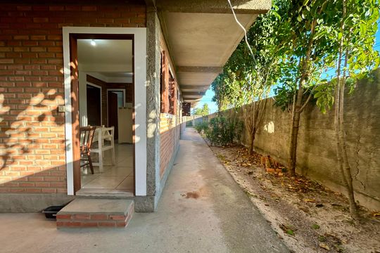 Varanda de apartamento para alugar com 2 quartos, 36m² em São João do Rio Vermelho, Florianópolis