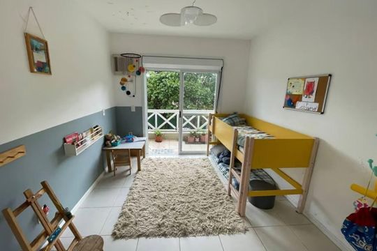 Quarto 2 de casa de condomínio para alugar com 2 quartos, 169m² em Lagoa da Conceição, Florianópolis