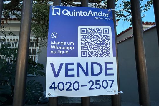 JXNZ-136 de casa à venda com 4 quartos, 237m² em Campinho, Rio de Janeiro