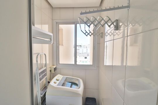 Área de Serviço de apartamento para alugar com 3 quartos, 74m² em Saraiva, Uberlândia