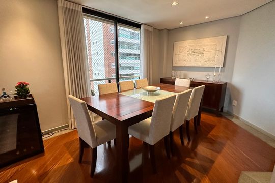 Apartamento à venda com 4 quartos, 200m² em Brooklin Novo, São Paulo