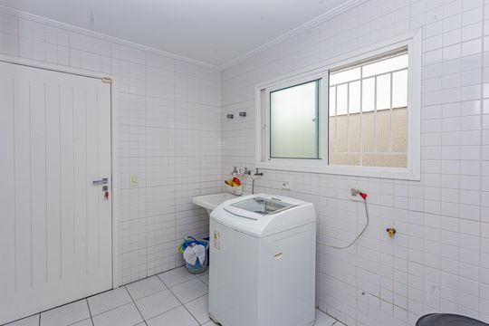 Área de Serviço de casa à venda com 3 quartos, 255m² em Vila Brasilio Machado, São Paulo