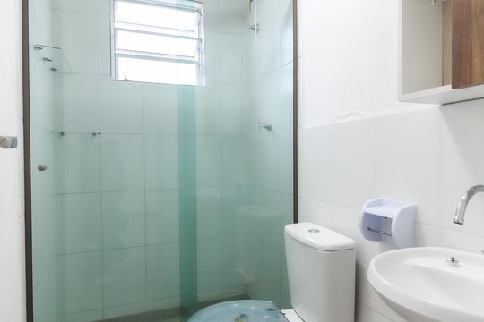 Banheiro de apartamento para alugar com 2 quartos, 50m² em Vila Cosmopolita, São Paulo