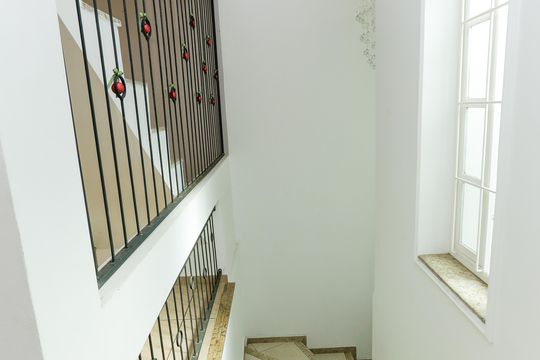 Escada de casa para alugar com 2 quartos, 275m² em Jardim Riacho das Pedras, Contagem