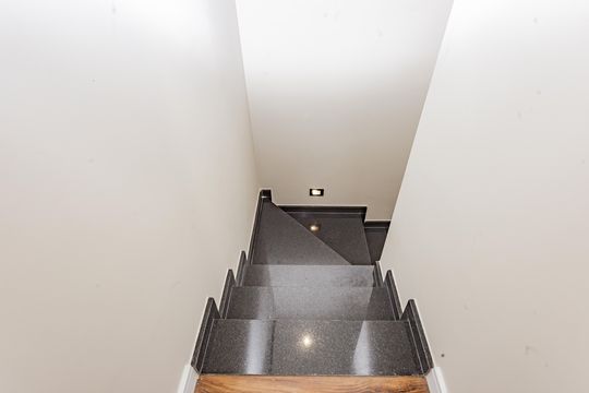 Escada de casa à venda com 3 quartos, 127m² em Cursino, São Paulo