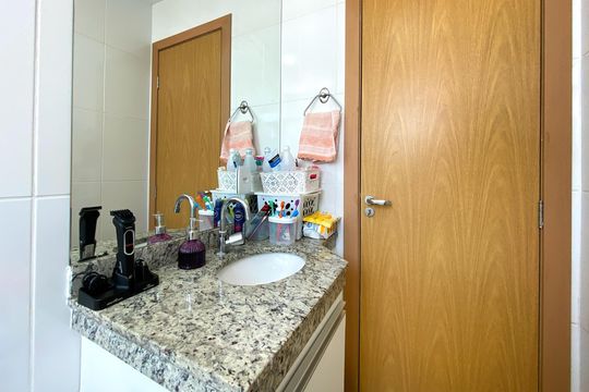 Banheiro da Suíte de apartamento à venda com 2 quartos, 68m² em Carlos Prates, Belo Horizonte