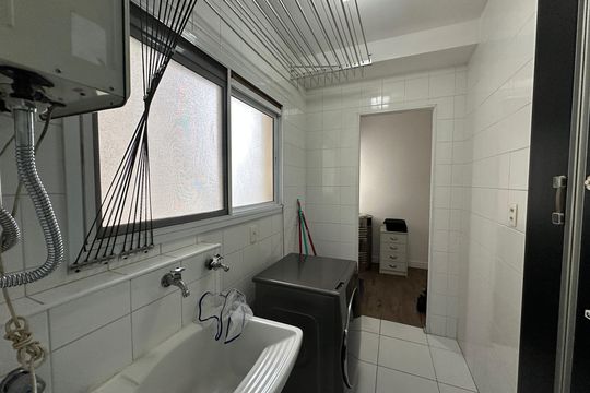 Área de Serviço de apartamento para alugar com 4 quartos, 144m² em Alphaville, Santana de Parnaíba