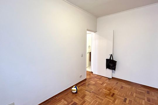 Quarto 1 de casa para alugar com 3 quartos, 190m² em Vila Rosalia, Guarulhos