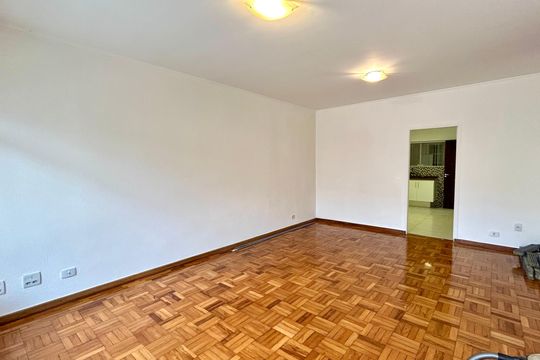 Casa para alugar com 3 quartos, 190m² em Vila Rosalia, Guarulhos