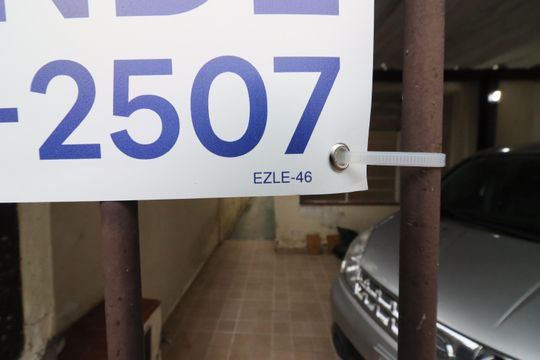 Placa  de casa à venda com 3 quartos, 131m² em Adalgisa, Osasco
