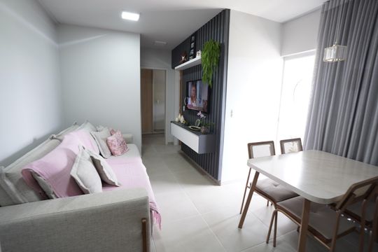 Apartamento à venda com 2 quartos, 57m² em Parque Oeste Industrial, Goiânia
