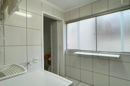 Área de Serviço de apartamento para alugar com 3 quartos, 140m² em Pinheiros, São Paulo