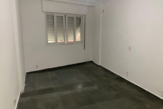 Apartamento para alugar com 0 quarto, 36m² em Itararé, Santos