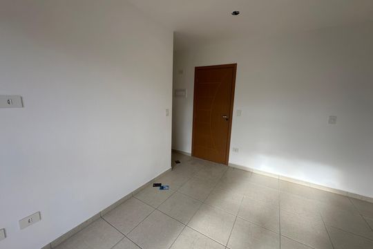 Sala de apartamento para alugar com 2 quartos, 46m² em Parque Sao Vicente, São Vicente
