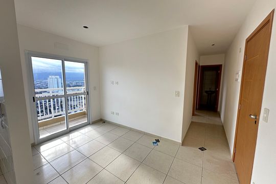 Sala de apartamento para alugar com 2 quartos, 46m² em Parque Sao Vicente, São Vicente