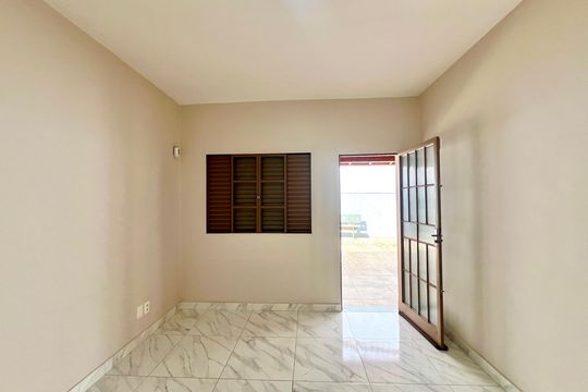 Sala de casa para alugar com 4 quartos, 490m² em Glória, Belo Horizonte