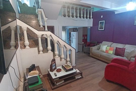 Sala de casa de condomínio à venda com 3 quartos, 100m² em Espírito Santo, Porto Alegre
