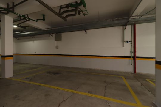 Garagem de apartamento à venda com 2 quartos, 63m² em Vila Pires, Santo André