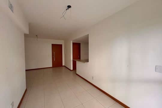 Sala de apartamento à venda com 2 quartos, 99m² em Recreio dos Bandeirantes, Rio de Janeiro