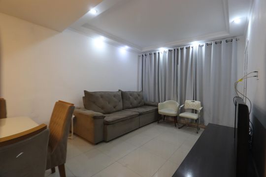 Casa à venda com 5 quartos, 170m² em Jardim Tiete, São Paulo