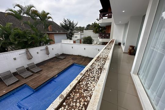 Varanda de casa de condomínio para alugar com 4 quartos, 348m² em Residencial Tres (alphaville), Santana de Parnaíba
