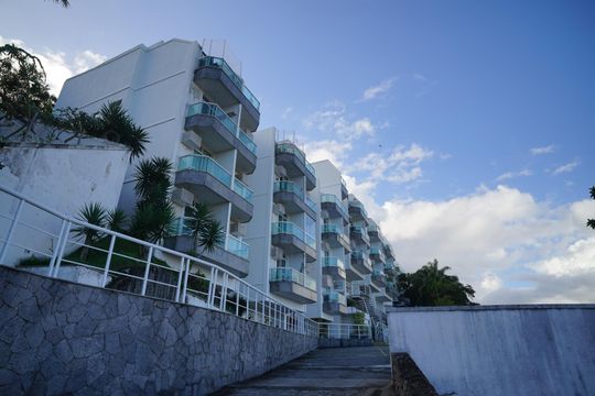 Fachada de apartamento para alugar com 1 quarto, 78m² em Camboinhas, Niterói
