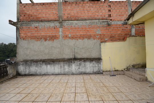 Terraço de casa para alugar com 2 quartos, 100m² em Jardim Bandeirantes (zona Norte), São Paulo
