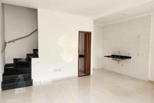 Casa à venda com 2 quartos, 68m² em Cidade Líder, São Paulo