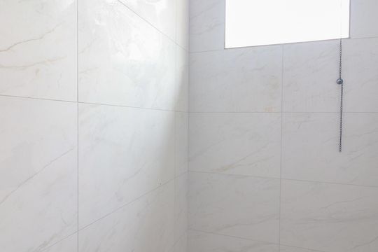 Banheiro de casa para alugar com 1 quarto, 30m² em Padre Miguel, Rio de Janeiro