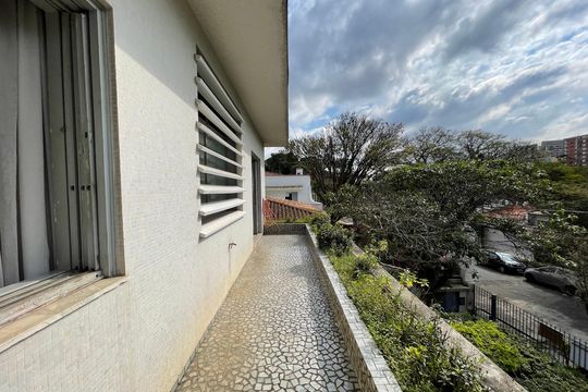 Varanda do Quarto 4 de casa à venda com 4 quartos, 390m² em Vila Pirajussara, São Paulo