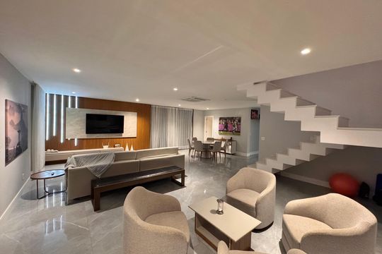 Casa de Condomínio para alugar com 4 quartos, 450m² em Recreio dos Bandeirantes, Rio de Janeiro