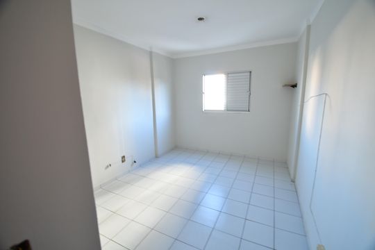 Quarto de apartamento para alugar com 1 quarto, 58m² em Centro, Campinas